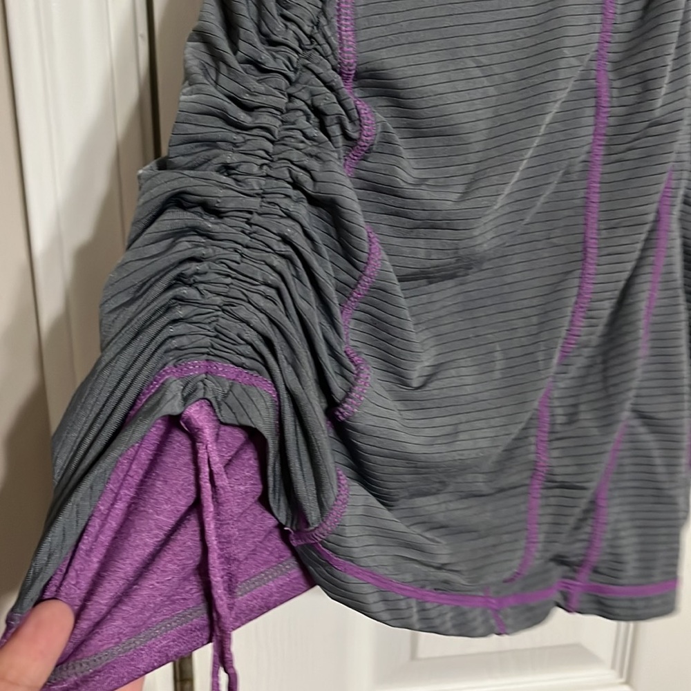 EUC Reebok Racerback Ribbed Ruched Workout Tank Women’s Medium - Picture 8 of 11